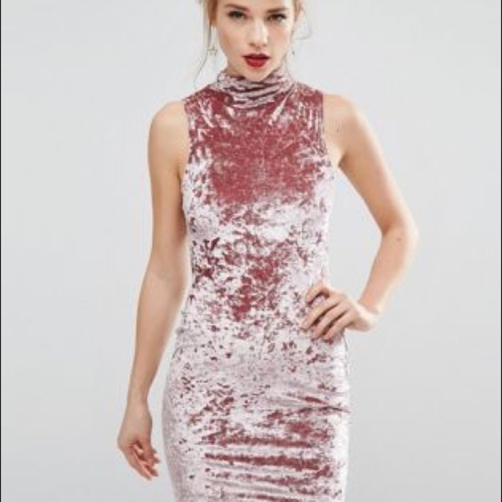 New Look Crushed Velvet Bodycon Dress